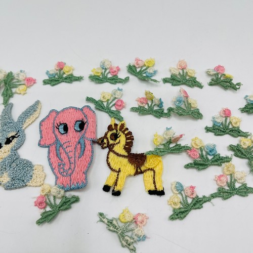 Vintage Konvolut bestickte Applikationen Blumen rosa Elefant blau Hase Pferd - Bild 3 von 4