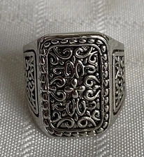 Lia Sophia Embossed Ring Size 7 Ornate Etched Band Renaissance Design Euc Signed