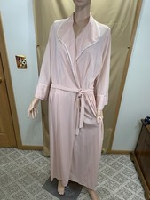 Stunning Handmade Rose Vintage Bathrobe With Tie Lingerie House Coat