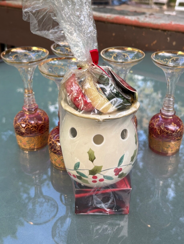 Yankee Candle Berry Tart Burner Gift Set With 3 Tarts/Tealights - Picture 5 of 9