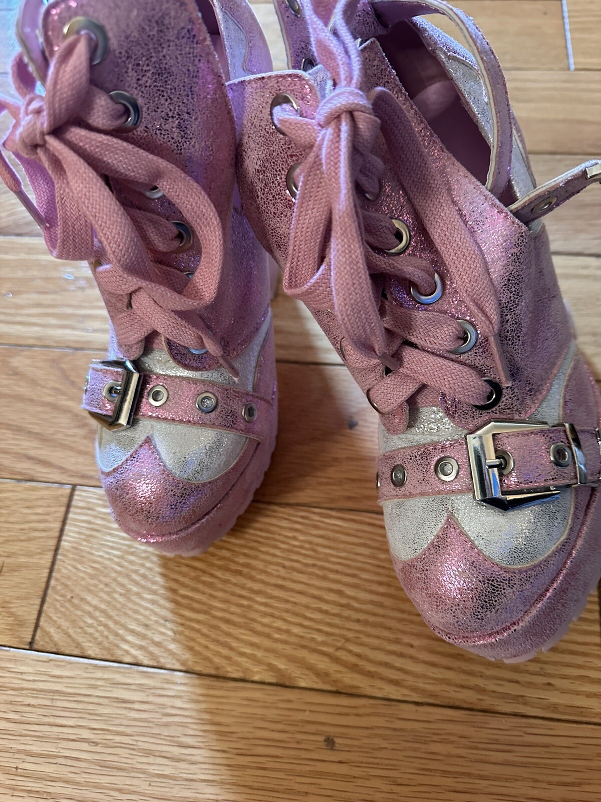 Picture 4 of 10