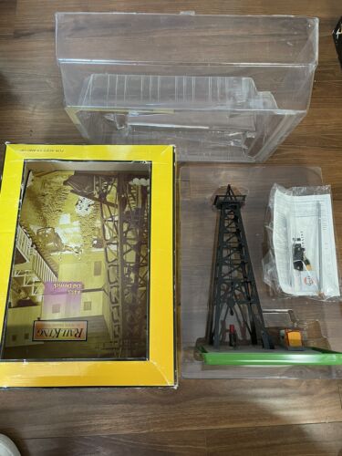 O Scale Model Trains MTH Train Scenery 30-90316 Gulf #455 Oil Derrick Used As Is