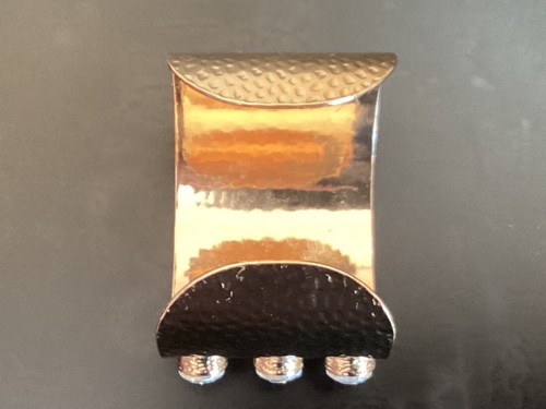 ⭐️⭐️NATASHA - GOLD HAMMERED STATEMENT CUFF BRACELET HUGE RHINESTONES - NWT - Picture 4 of 5