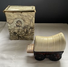 Vintage 1970s Avon Covered Wagon Spicy After Shave figural glass bottle- w box