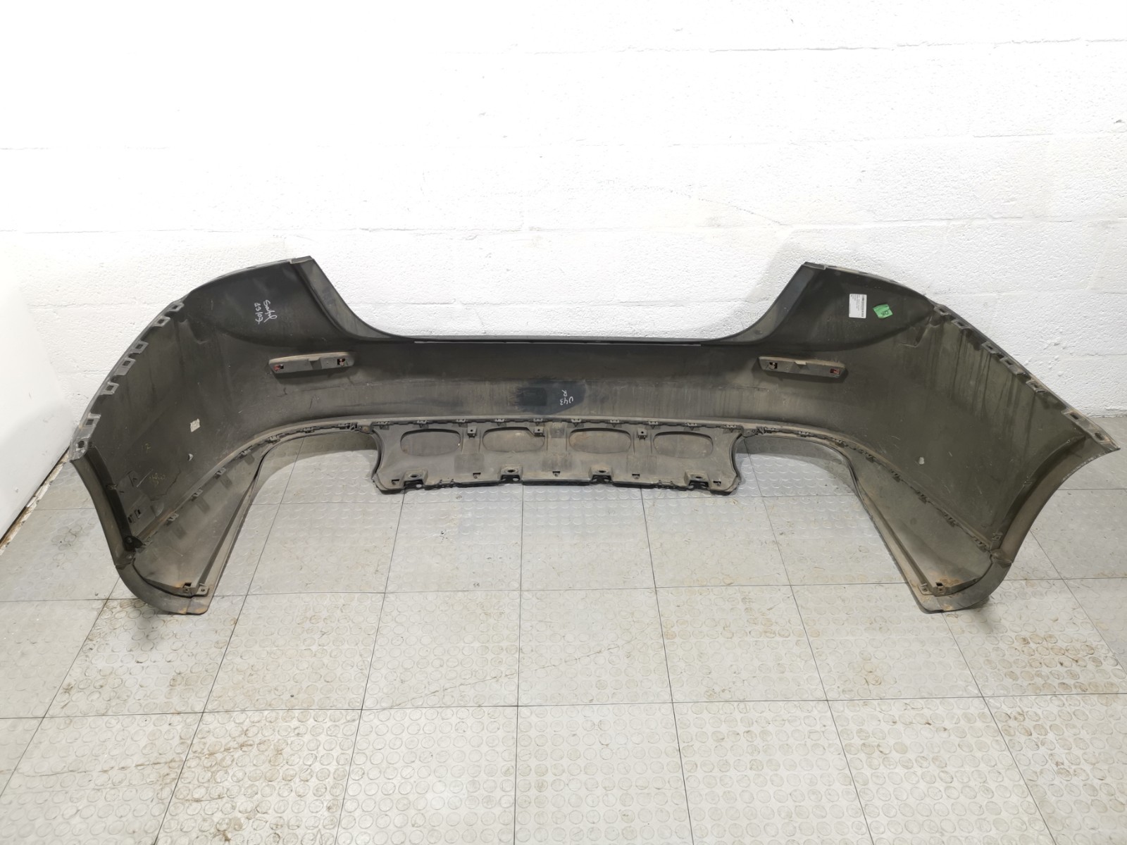 Maserati Ghibli RWD 2017 3.0 L Auto Rear Bumper Assembly Cover Black Color OEM
