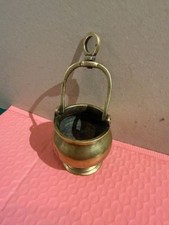 Petit bénitier de voyage ancien Haute Epoque en bronze