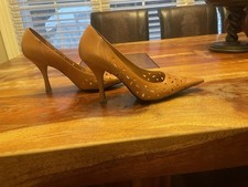 bcbg heels