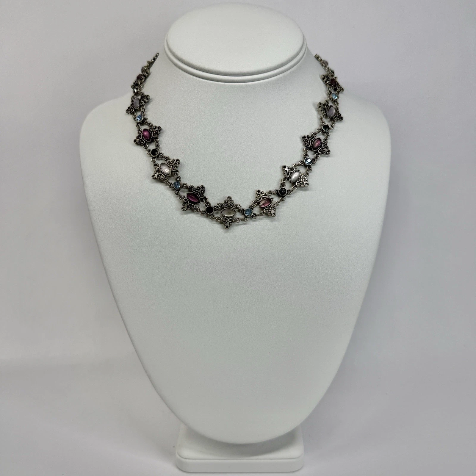 WORTHINGTON Victorian Marquise Filigree Vintage Necklace Jewelry N505