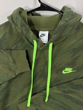Nike Camo pullover Men s Size Medium Hoodie Green Tiger Stripe Sweatshirt
