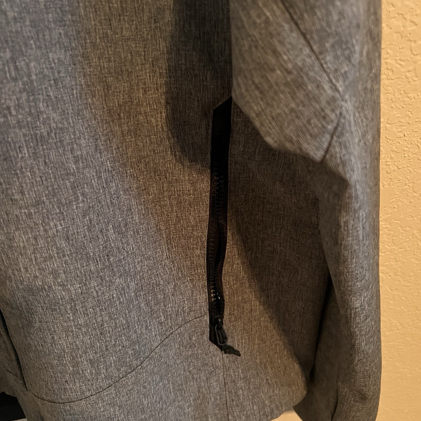 Champion Softshell Jacket - image 8