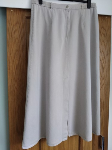 Gonna lunga Gardeur taglia 18 beige 100% cotone linea A lunghezza 38 pollici zip davanti