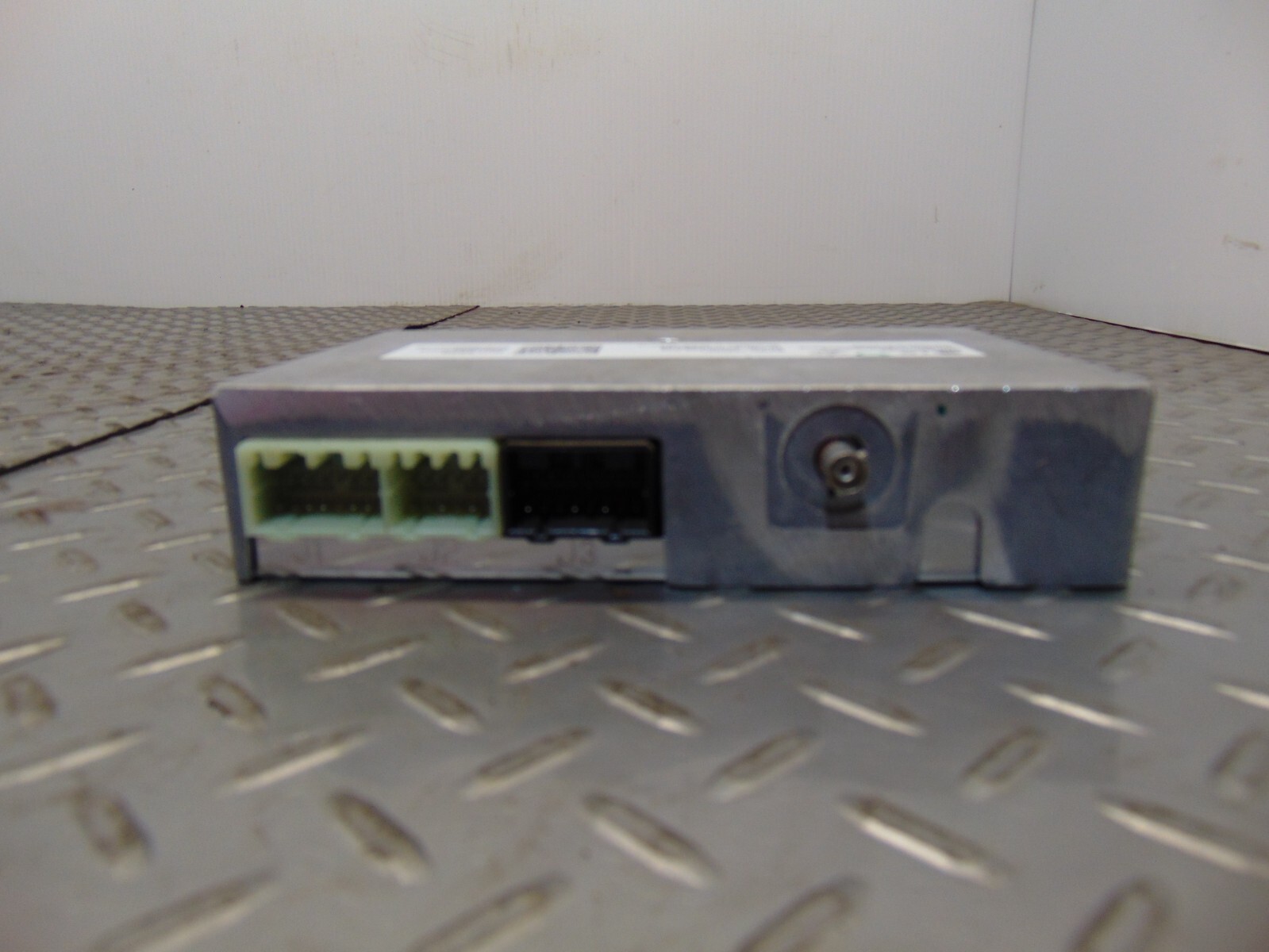 2015 15 GMC SIERRA 2500 ECM Communication Onstar Module Opt UE1 OEM :P ...