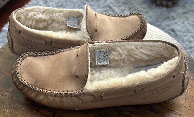 Suede Uggs Dakota Size UGG Dakota Slip On Flat Slippers (W) Size