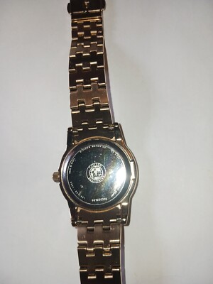 Previously loved Womens Watch - Citizens Eco-Drive E031-S027268 Amazon.com: Citizen Unisex Eco-Drive Dress Classic Eco Watch  main image 2