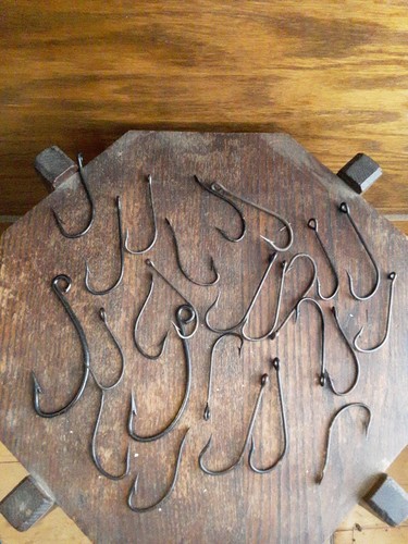 Large Fish Hook Lot of 25 - Imagen 2 de 20