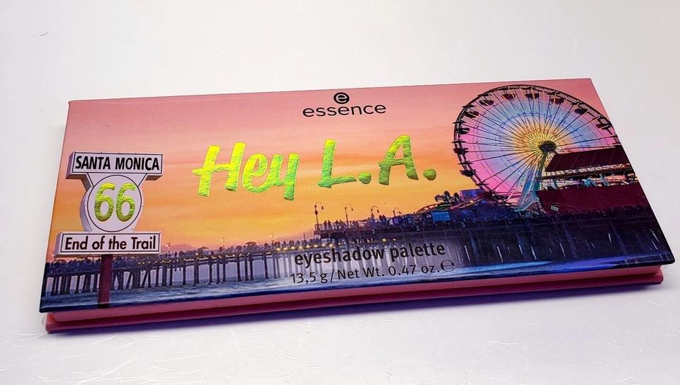 Essence HEY L.A. Eyeshadow Palette with Mirror, 0.47 oz(13,5 g) - Image 2 of 4