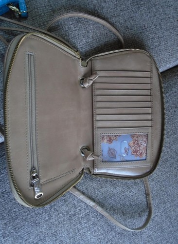 Hobo International $178 Quill Cobblestone Gray Brown Crossbody Wallet Organizer - Picture 5 of 5