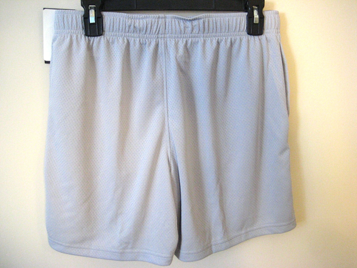 NWT- Under Armour TECH MESH Polyester Light Gray Shorts Size YXL - MSRP $20.00 - Picture 2 of 11