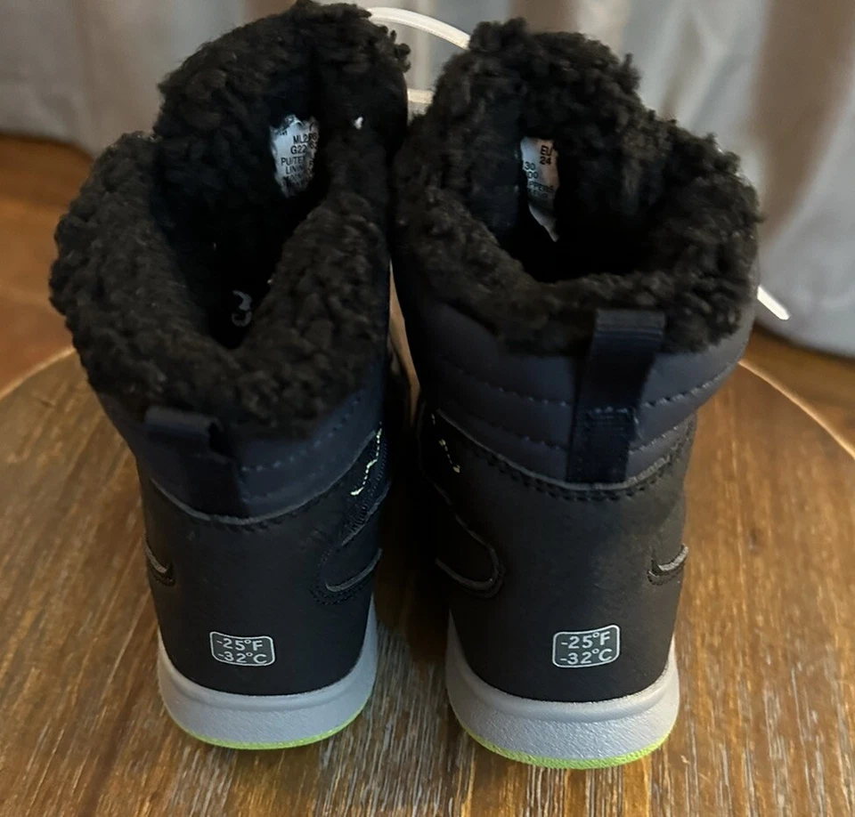 Bota impermeable Merrell Snow Crush 3.0 verde marino talla 7 nueva sin caja Foto 3 de 4