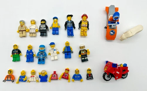 Misc. Lego Minifigure  13 Full People With Accessories / Star Wars/Vehicle/Bear