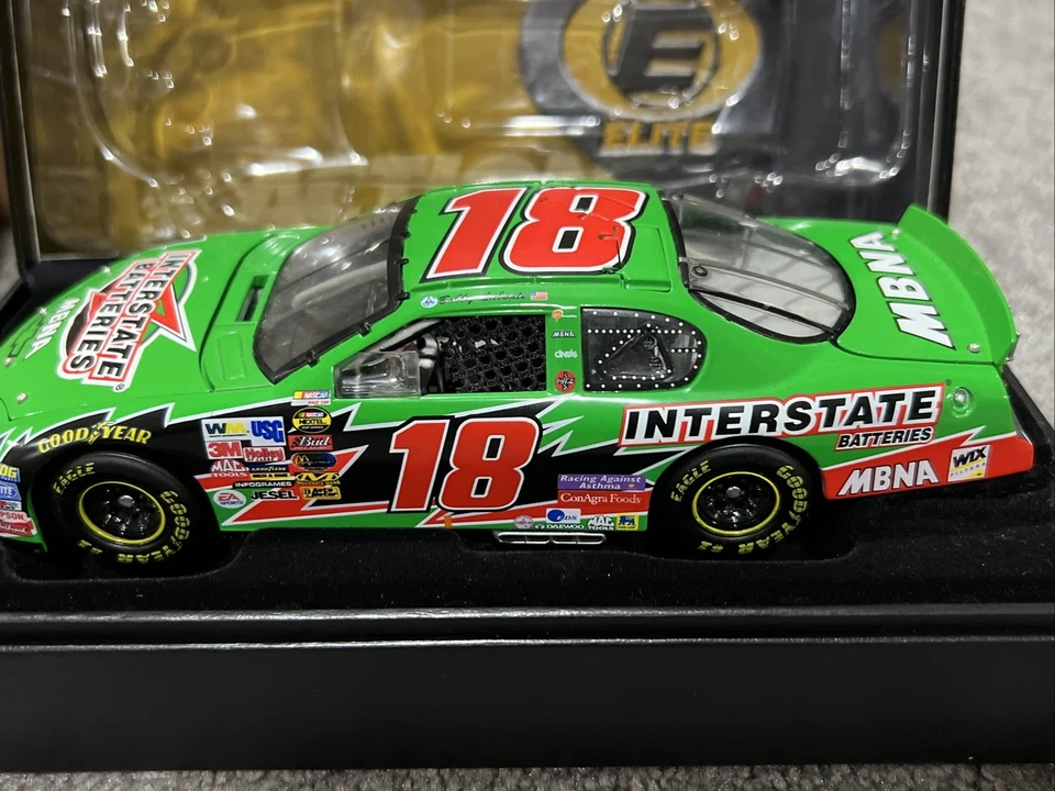 RCCA Elite 2004 1/24 Bobby Labonte Interestatal Monte Carlo #18 NASCAR diecast Foto 4 de 4