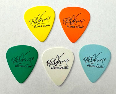 Vintage Lot of 5 BB KING's Blues Club Signature Guitar Picks - set