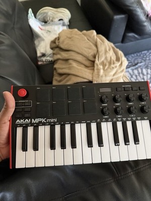 AKAI Professional MPK mini  keyboard controller Used