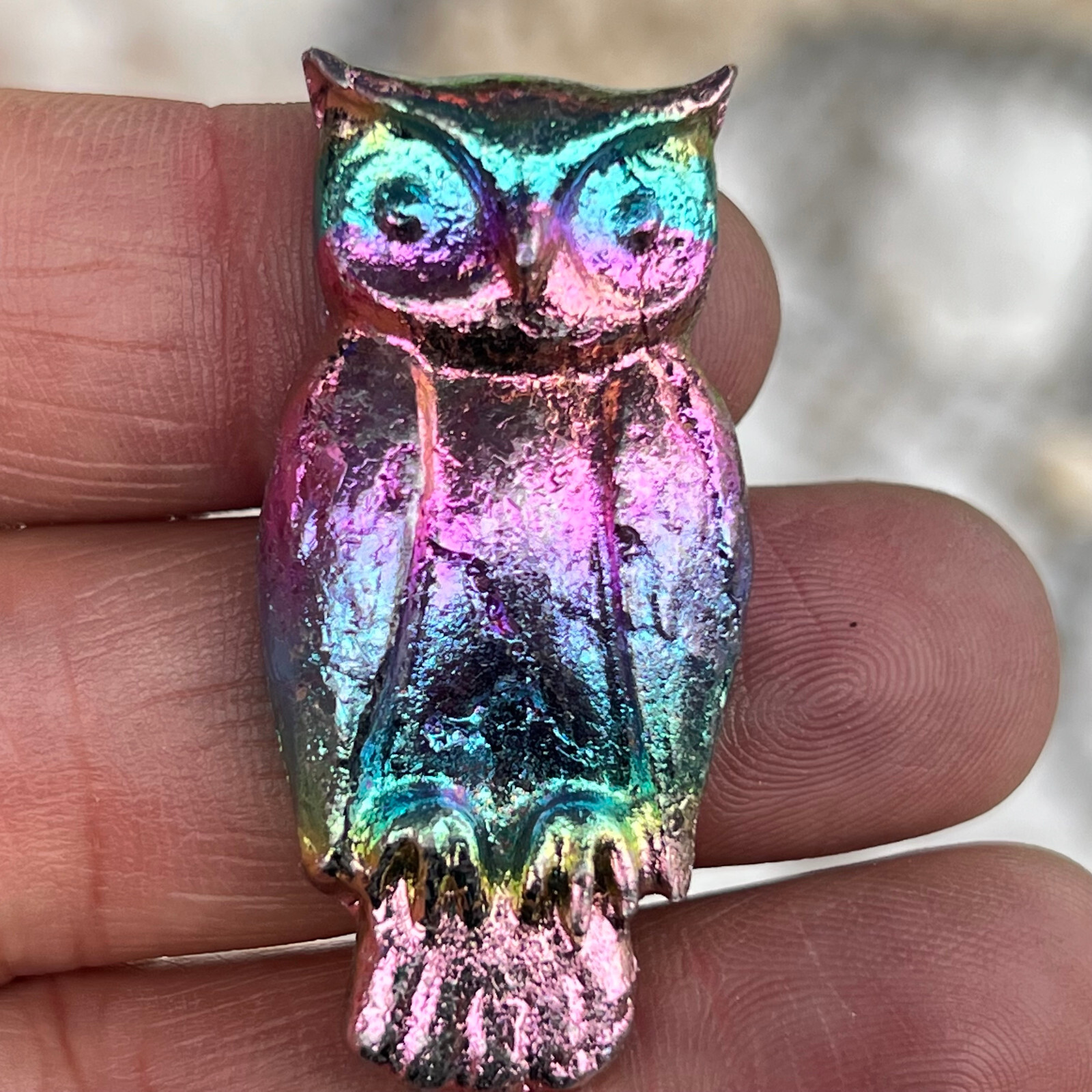2 '' Natural Bismuth Quartz Hand Carved Owl Crystal Healing Reiki  1pc