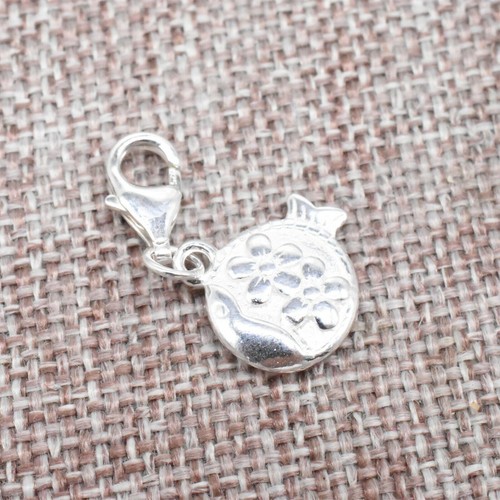 Jewelry Gold Tone Flower Pendant Necklace 18", Beige, 18 In - Foto 5