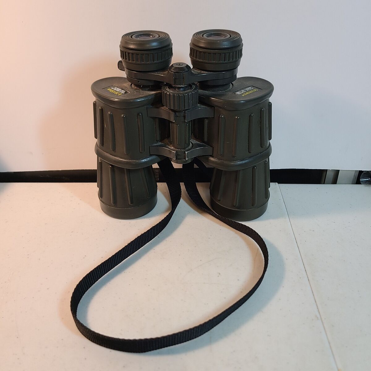 TASCO 8-20X50MM BINOCULARS-FULLY COATED-CAMO GREEN-GREAT CONDITION Modle 108r TASCO 8-20X50MM BINOCULARS-FULLY COATED-CAMO GREEN-GREAT CONDITION Modle 108r