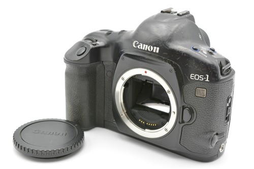 Canon EOS 1V SLR 35mm Film Camera Body from Japan (m0197)
