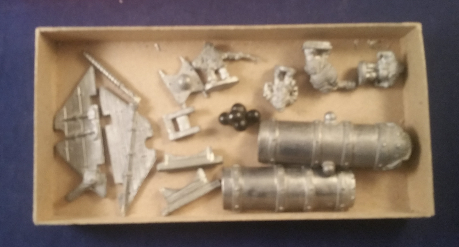 GRENADIER MODELS FANTASY Warriors Dwarf Generals War Council 1603 No