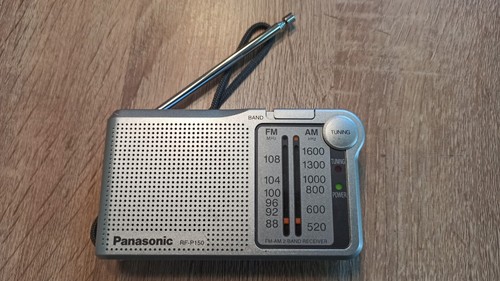 Panasonic RF -P150 . Vintage Transistor Taschenradio. . 567 - Bild 3 von 17