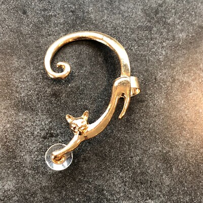 Earring Stretching Cat with Cuff Gold Tone Single Super Cute