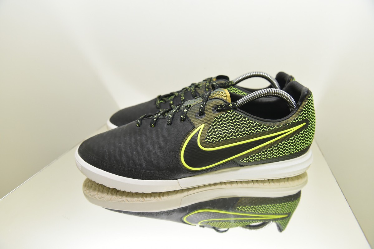 Nike Magista X Finale サッカートレーニングシューズ Nike Magista X Finale II IC US 8 UK 7 844444 801 Soccer