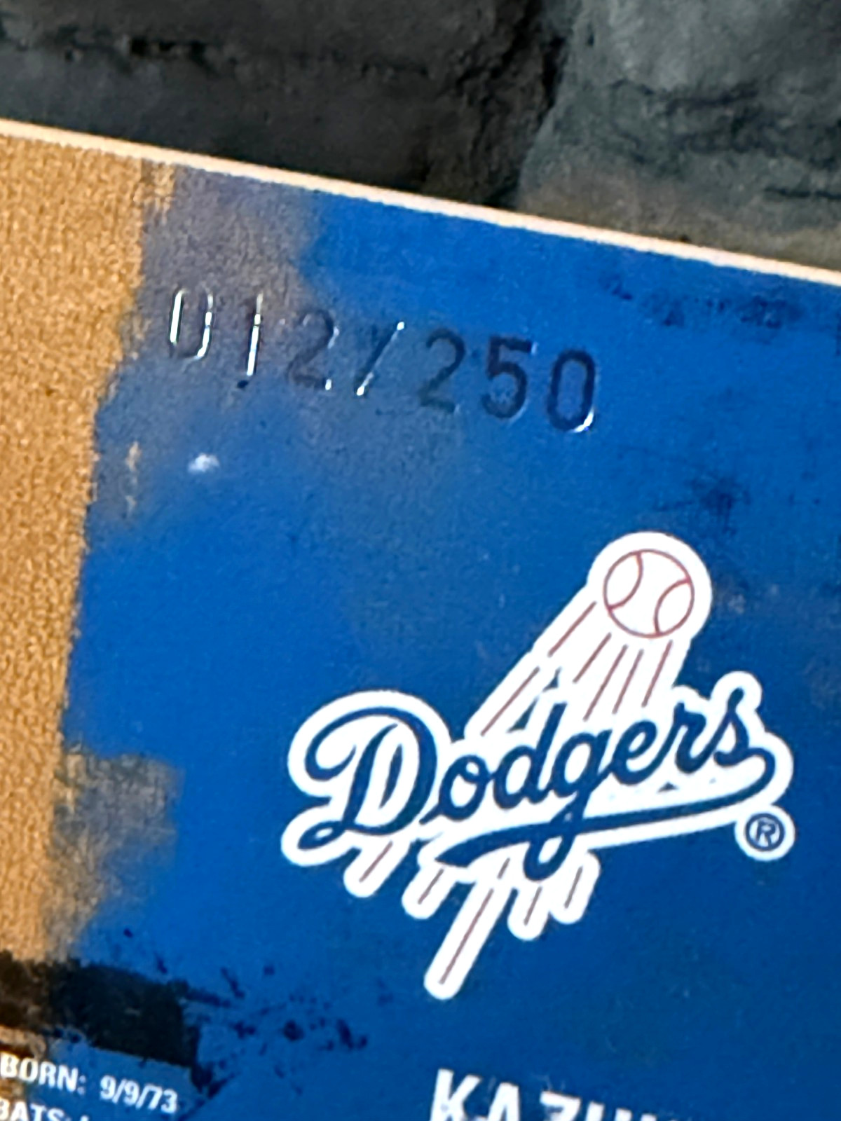 2005 Donruss Leather & Lumber Kazuhisa Ishii #78 Game Used Jersey /250 Dodgers view 3