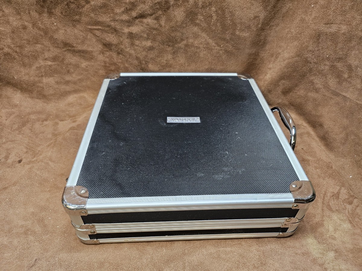 90+ DVd Lot W/ Vaultz Media Binder Briefcase Style 128 CD Capacity
