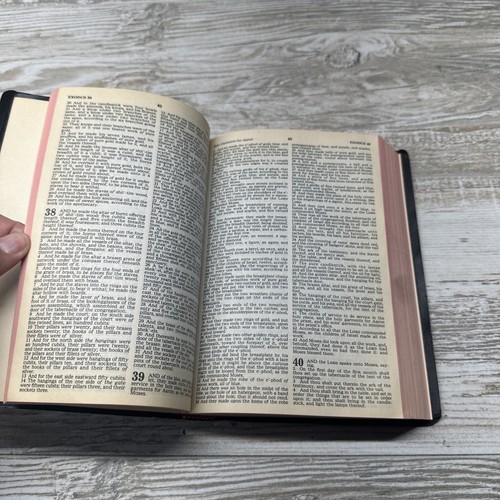Holy Bible Bounded Black Leather KJV Words Of Christ In Red Nelson 162B 1984 - Bild 11 von 17