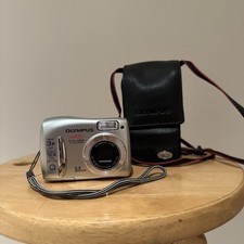 Olympus Digital Camera Camedia C-370 Zoom 3.2MP Tested w/ Case Great condition