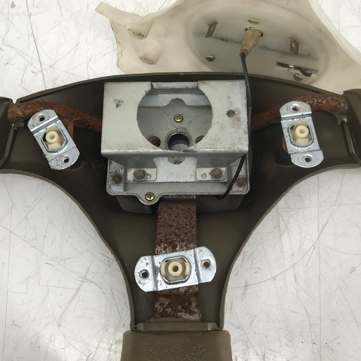 Steering Wheel for Mitsubishi PAJERO L149G MK1 2.5TD | eBay UK