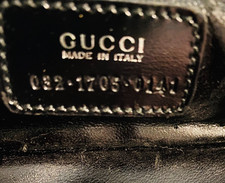 GUCCI black leather square zippered accessory case makeup pouch 032-1705-0141