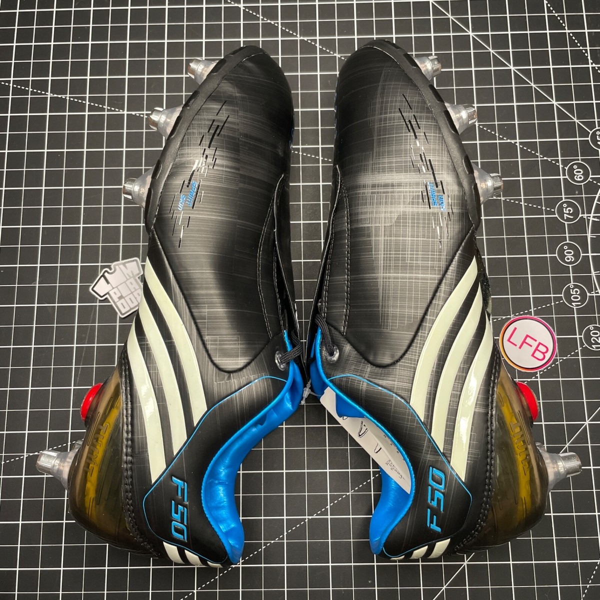 ⚫ 2009 Adidas F50 i Tunit SG G01186 - 9.5 US • 43 1/3 EU ⚫ 2009 Adidas F50 i Tunit SG G01186 - 9.5 US • 43 1/3 EU