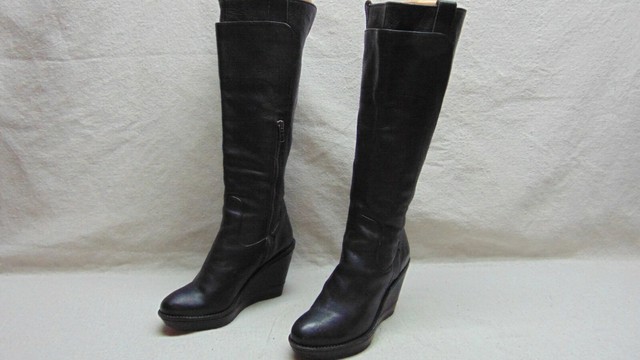 frye paige wedge boots