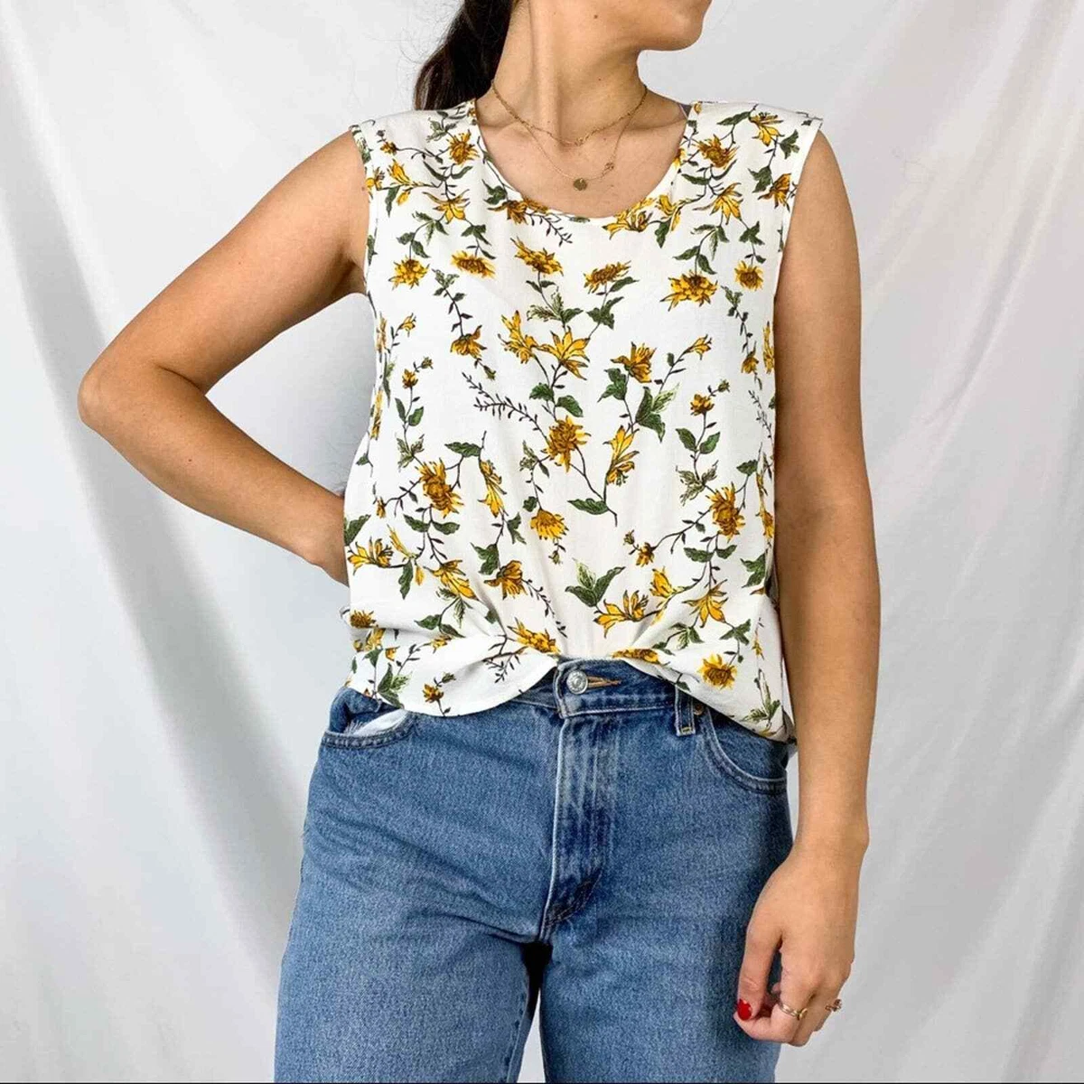 Forever 21 hotsell white floral top