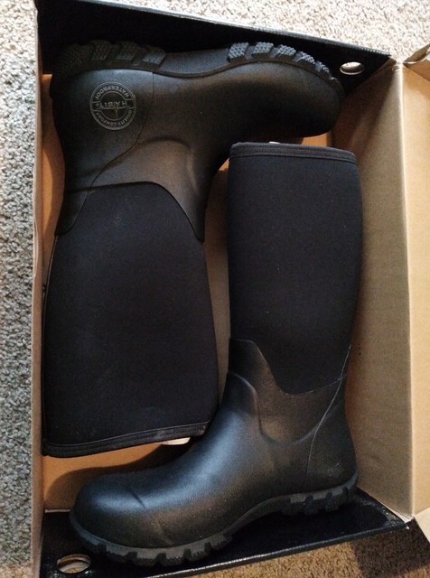 mens waterproof boots size 13