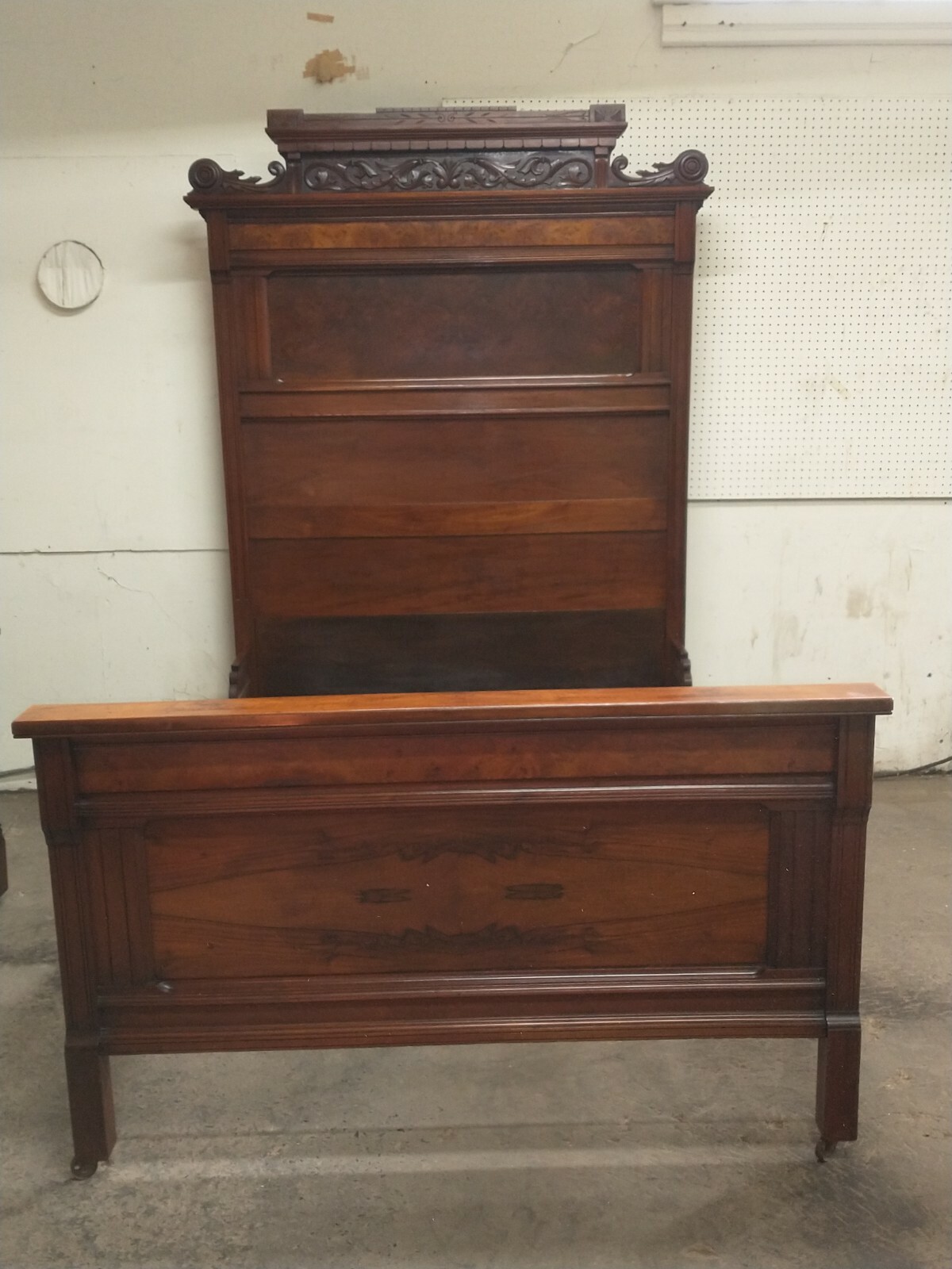 VICTORIAN WALNUT 3 PIECE MARBLE TOP BEDROOM SET Original Finish and