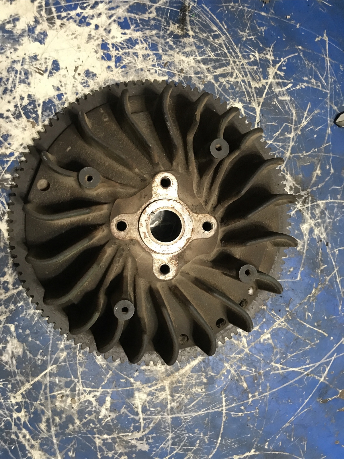 John Deere 317 Tractor Kohler KT17 17hp Engine Flywheel 1.1” diam 28