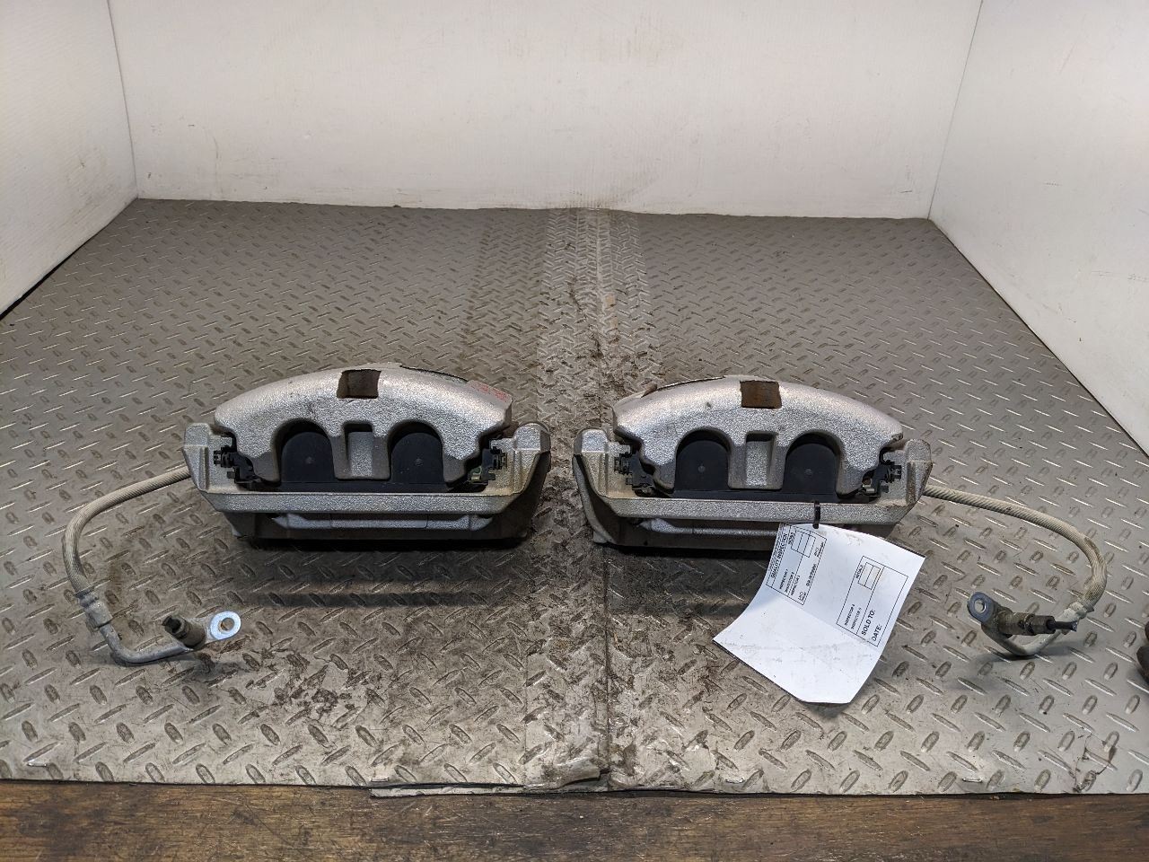 2019-2024 RAM 1500 FRONT LEFT & RIGHT FRONT DISC BRAKE CALIPER SET OEM 11786