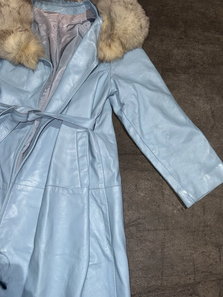 Vintage 70s Light Blue Leather Trench Coat Fur Lined Women’s Small - Image 2 of 4