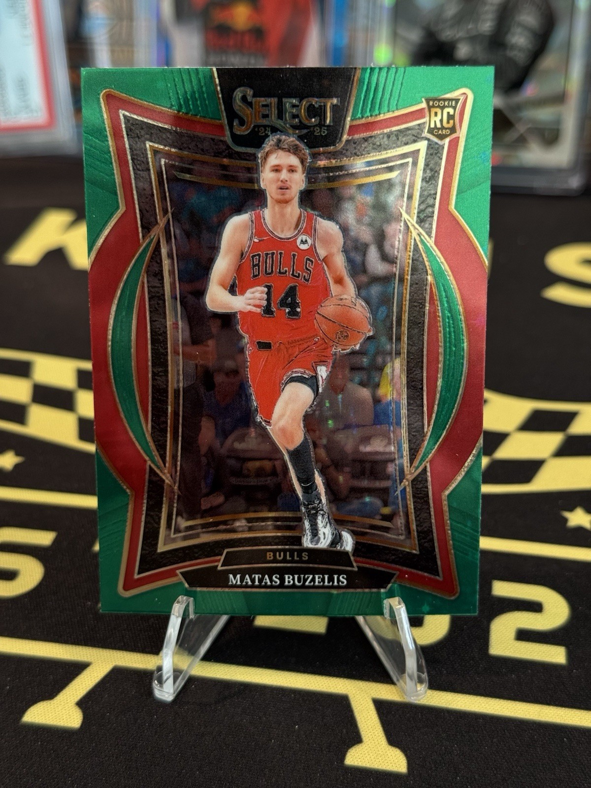 2024-25 Panini Select - Concourse Matas Buzelis #70 Green Stars Prizm (RC)